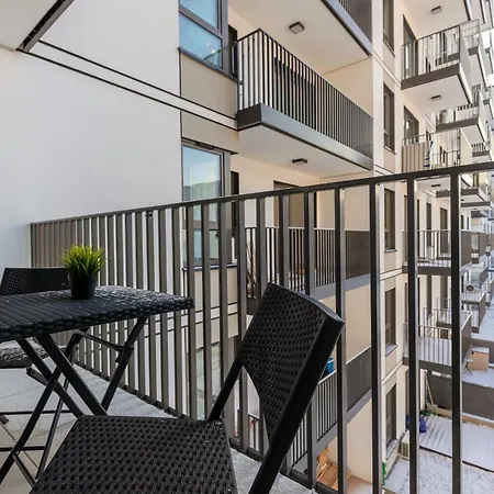 Cozy Studio In Ursus District By Renters Warszawa