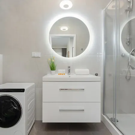 Cozy Studio In Ursus District By Renters